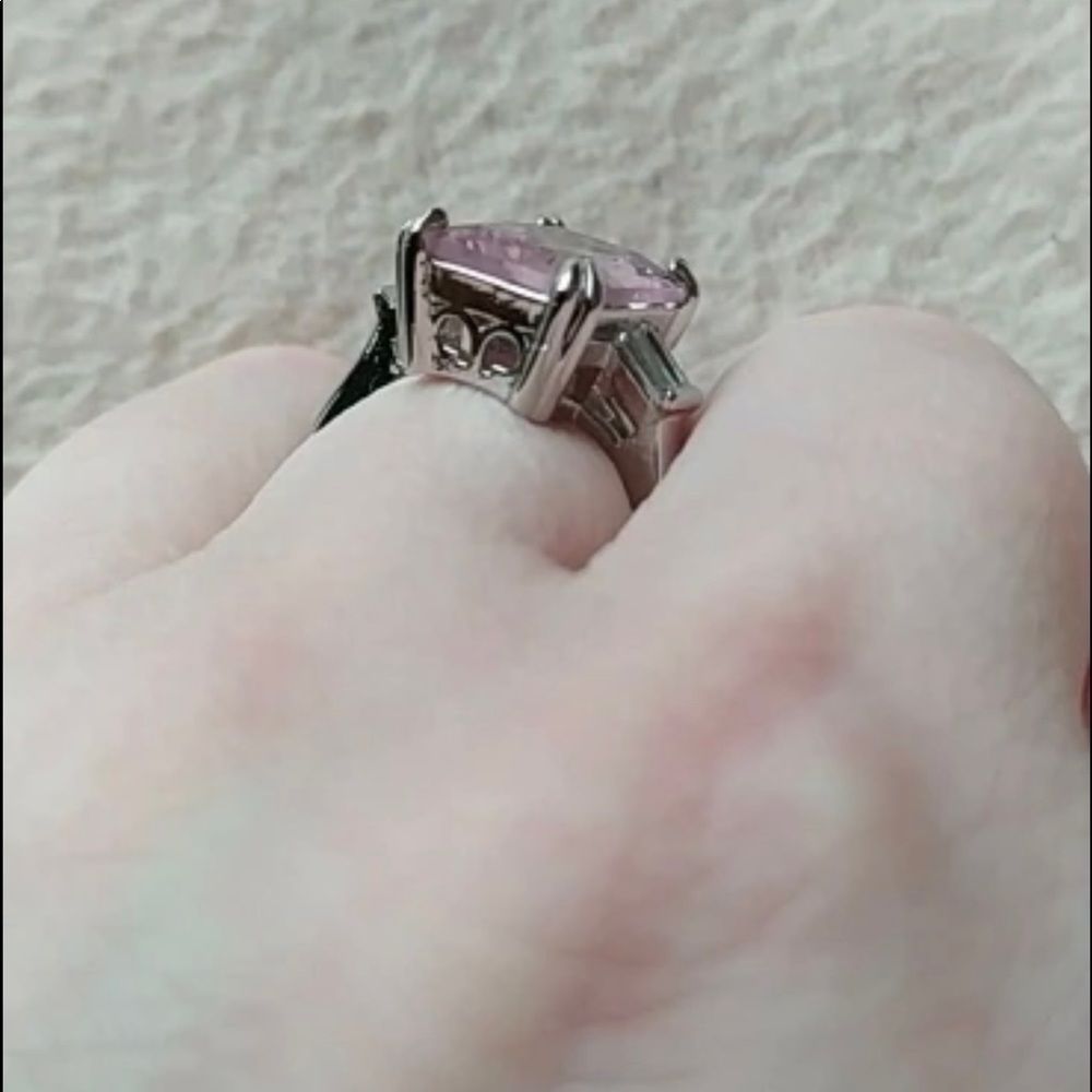 New Luxury Big Cz Pink  Square Stone Ring  Size 7,8 - Picture 6 of 6